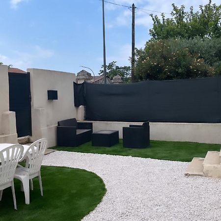 Logement Prive A Proximite Du Mont Ventoux Carpentras Kültér fotó